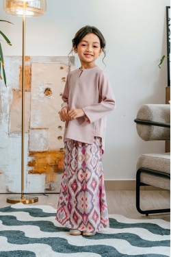 TUSCA x ELLE & TOTS KIDS : Hanna Kids Kurung Kedah in Dusty Pink